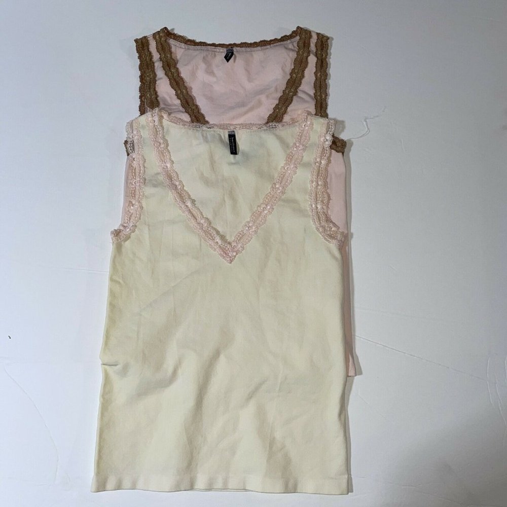 Lot of 2X Bordeaux Seamless Womens Tank Top Lace Trim One Size
